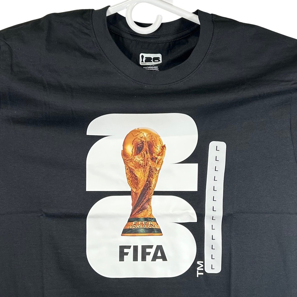 FIFA World Cup 2026 Trophy Graphic T-Shirt Black Soccer Men's size Large New